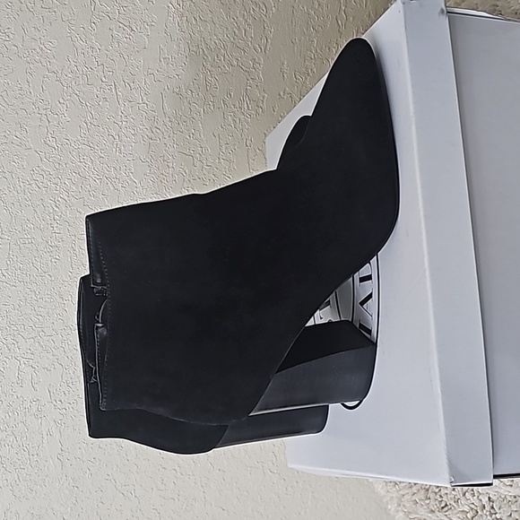 Steve Madden Simmer Boots - Picture 1 of 10